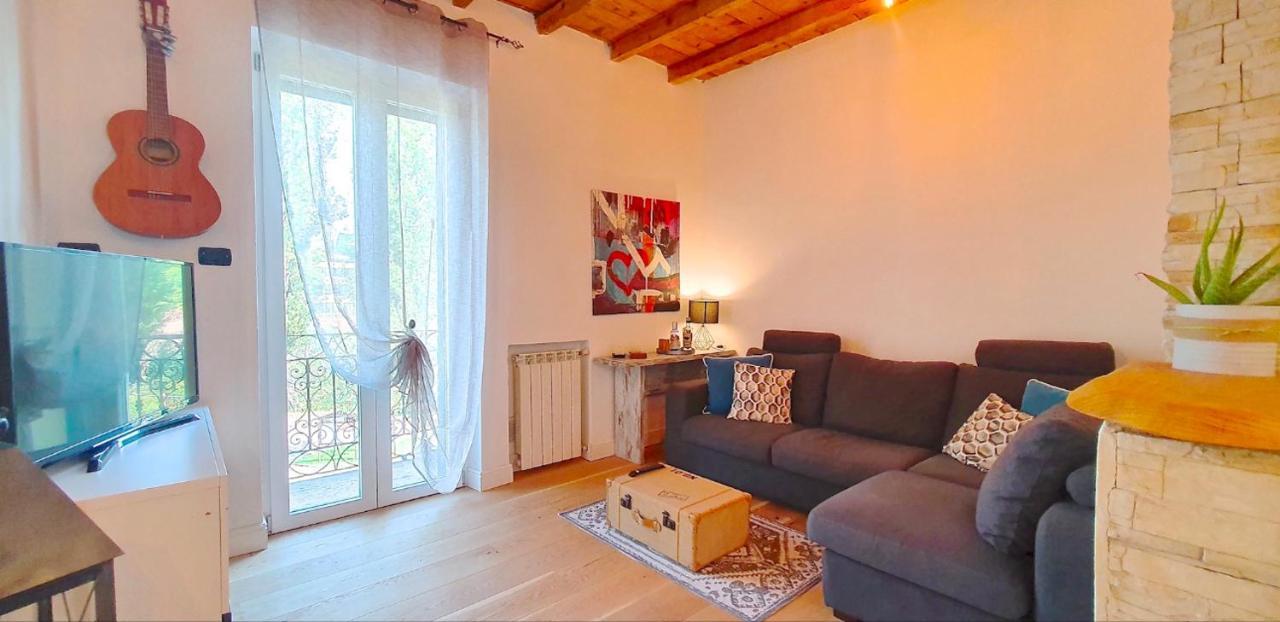 Casa Valle Parco Lambro Albiate Ngoại thất bức ảnh